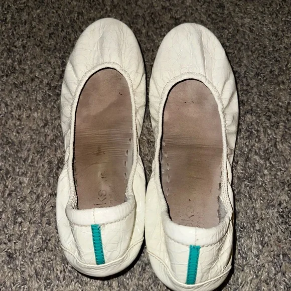 Tieks Diamond White Size 10 - Picture 1 of 3
